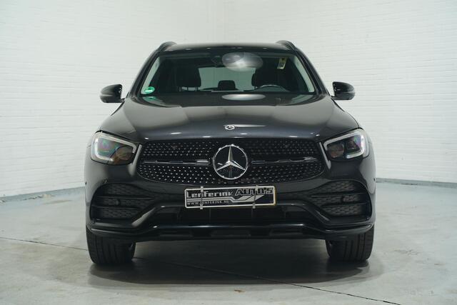 Mercedes-Benz GLC-KLASSE 300e 4MATIC Business Solution AMG pano-dak led-verlichting 20"-inch lmv lederen bekleding trekhaak-wegklapbaar stoelen en stuur electrisch verstelbaar met memory PDC v+a 360-camera private glas