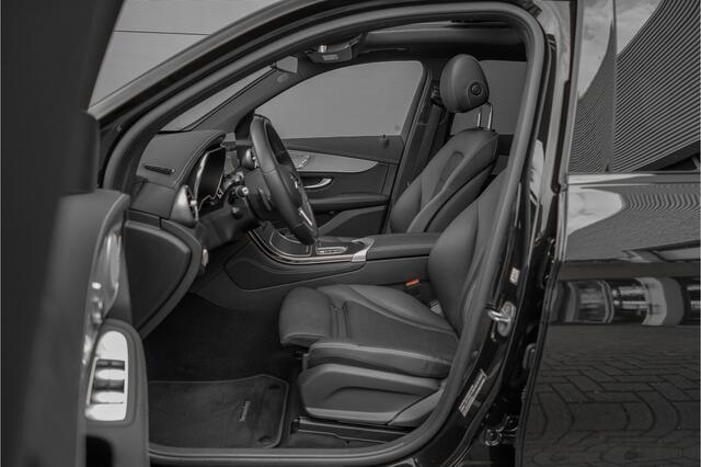 Mercedes-Benz GLC-KLASSE 300e 4MATIC Premium Plus Luchtvering Pano Burmester 360° Elek Trekhaak