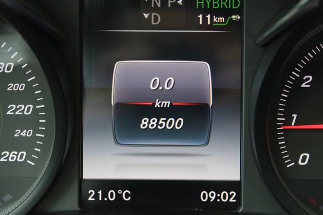 Mercedes-Benz GLC-KLASSE 350e 4MATIC AMG STYLE PANO 360 CAMERA TREKH LED 88000KM!!!