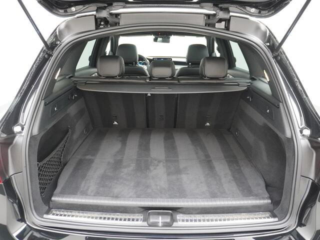 Mercedes-Benz GLC-KLASSE 300e AMG 4Matic // SoH 97,7% // Burmester // Panoramadak // Dig. Dashboard // MultiBeam LED // 360 Camera // Keyless // Carbon // Sfeerverlichting // Carplay