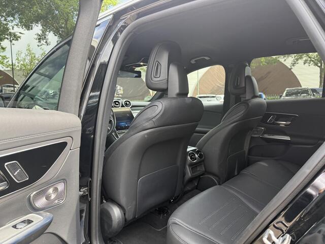 Mercedes-Benz GLC-KLASSE 300e 4MATIC AMG Line SUPER COMPLEET| MEMORY STOELEN| BURMESTER 3D AUDIO DIGITAL LIGHT| 360 CAMERA| ELEKTRISCHE ACHTERKLEP| ADAPTIEVE CRUISE CONTROL| DODE HOEK| CARPLAY| SFEERVERLICHTING