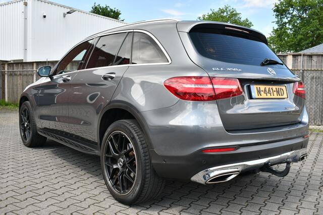 Mercedes-Benz GLC-KLASSE 350e 4MATIC AMG BURMESTER|PANO|HUD|20"|VOL!