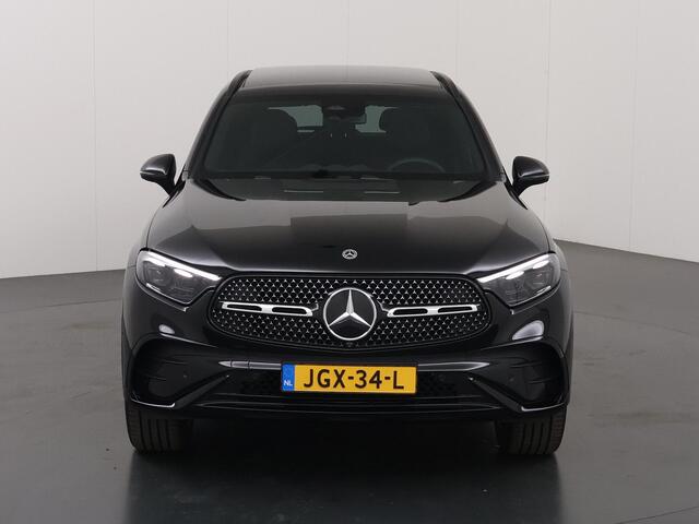 Mercedes-Benz GLC-KLASSE 300e 4MATIC Sport Edition | Panoramaschuifdak | Night | Premium pakket | 360° camera |