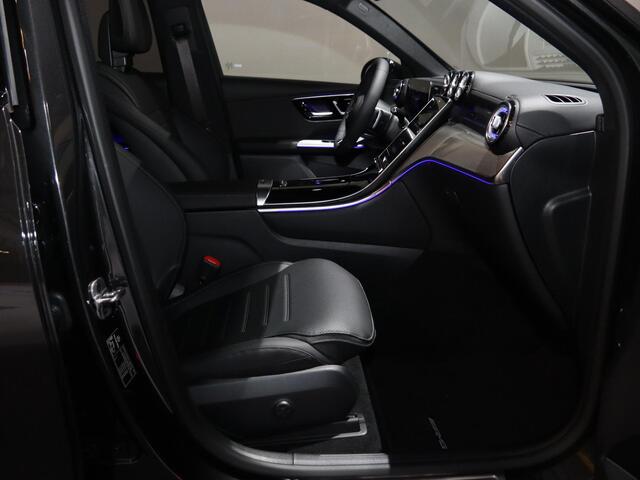 Mercedes-Benz GLC-KLASSE 300e 4MATIC Sport Edition | AMG | Panoramaschuifdak | Premium Plus | Night | Rijassistentiepakket Plus | Trekhaak | Burmester |