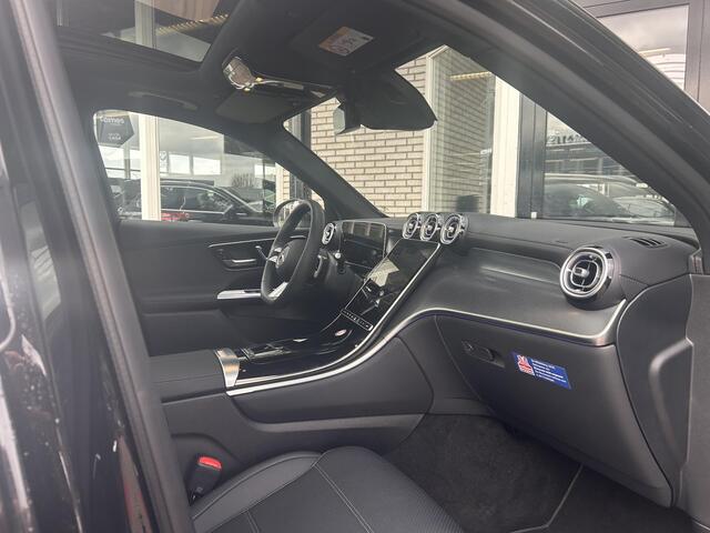 Mercedes-Benz GLC-KLASSE 300e 4MATIC AMG Line | Panoramadak | Trekhaak | Stoelventilatie