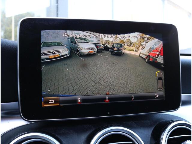 Mercedes-Benz GLC-KLASSE 300 4MATIC Advantage Panoramadak | Trekhaak | Camera