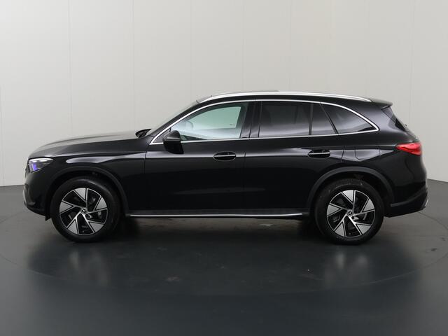 Mercedes-Benz GLC-KLASSE 300e 4MATIC Luxury Line | Trekhaak | Panoramadak | Memory | Stoelverwarming | Treeplanken |
