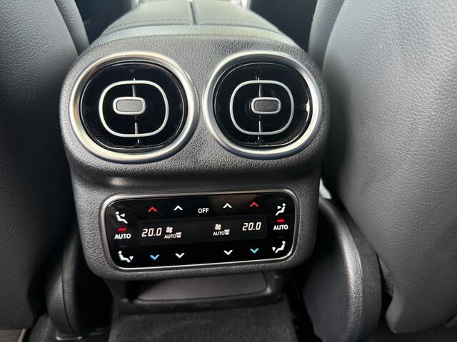 Mercedes-Benz GLC-KLASSE 300e 4MATIC AMG Line ** Panodak ** Focal Audio ** HUD ** NL Auto ** NAP ** NP 89K