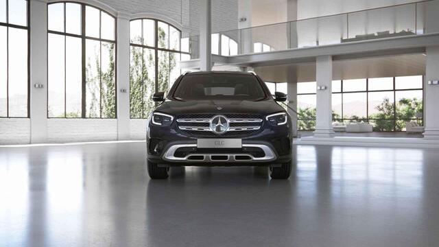 Mercedes-Benz GLC-KLASSE 200 Premium | Multibeam | Beige leer | Achteruitrijcamera | Sfeerverlichting | Treeplanken |