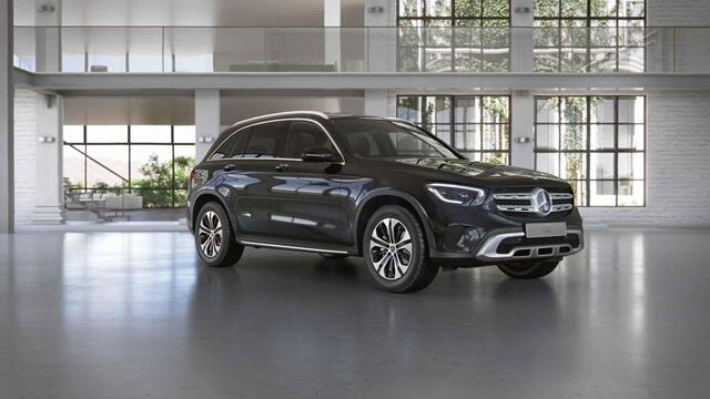 Mercedes-Benz GLC-KLASSE 200 Premium | Multibeam | Beige leer | Achteruitrijcamera | Sfeerverlichting | Treeplanken |