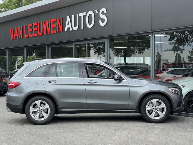 Mercedes-Benz GLC-KLASSE 250 4MATIC Premium Plus | Trekhaak | Camera | Extra set wielen