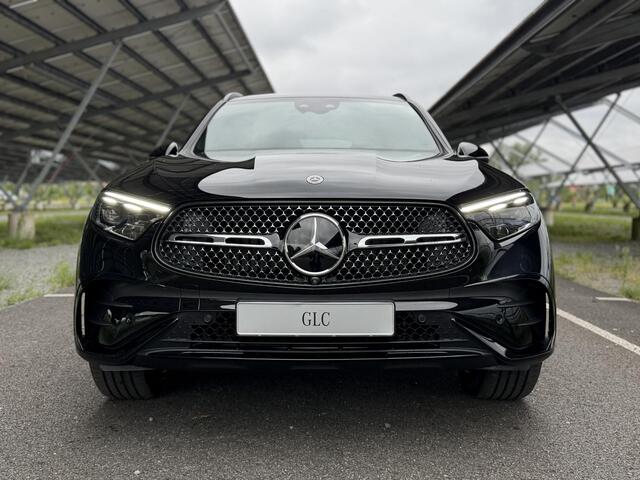 Mercedes-Benz GLC-KLASSE 300e 4MATIC Sport Edition | AMG | Night | Panoramaschuifdak | Premium Plus | Head-up | Rijassistentiepakket Plus | Trekhaak | Burmester |