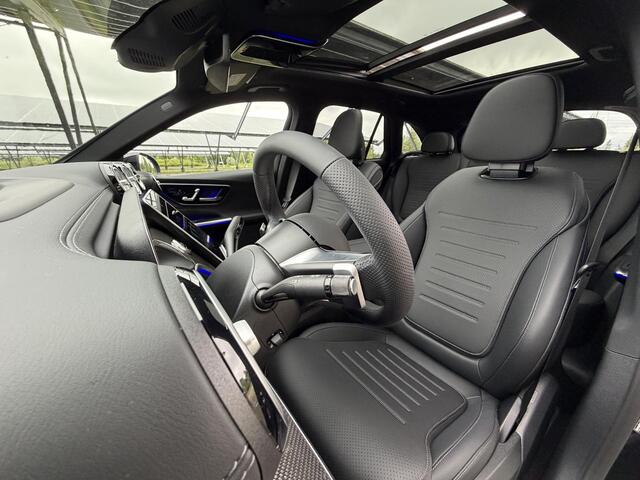 Mercedes-Benz GLC-KLASSE 300e 4MATIC Sport Edition | AMG | Night | Panoramaschuifdak | Premium Plus | Head-up | Rijassistentiepakket Plus | Trekhaak | Burmester |