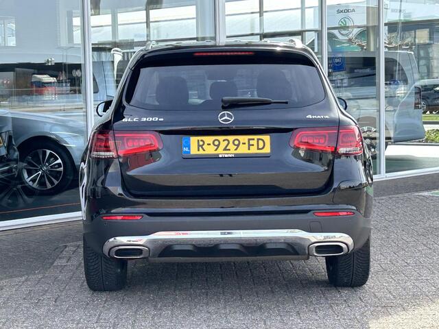 Mercedes-Benz GLC-KLASSE 300e 4MATIC Luxury | Rijassistentie + | Stoelverwarming |