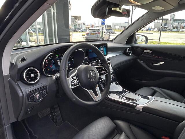 Mercedes-Benz GLC-KLASSE 300e 4MATIC Luxury | Rijassistentie + | Stoelverwarming |