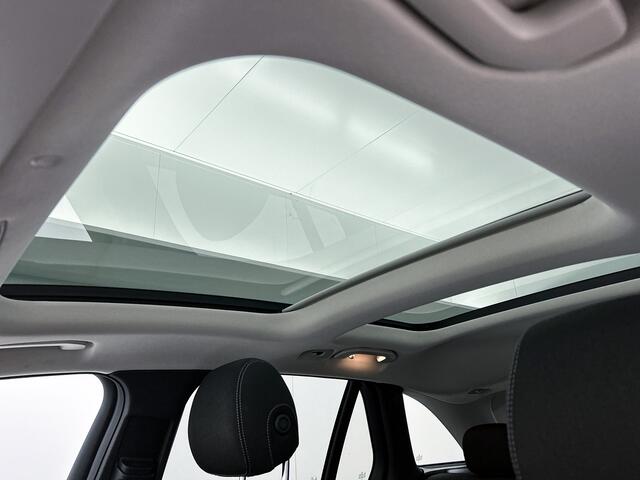 Mercedes-Benz GLC-KLASSE 300 e 4MATIC Plug-In Hybride Panoramadak | Treeplanken | Achteruitrijcamera Inclusief 24 maanden MB Certified garantie voor Europa.