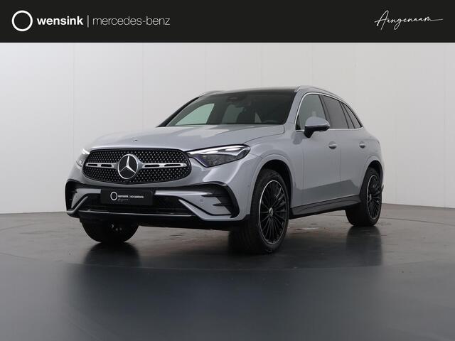 Mercedes-Benz GLC-KLASSE 300e 4MATIC Business Solution AMG | Premium Pakket | Trekhaak | Winterpakket | Panoramaschuifdak | Treeplanken |