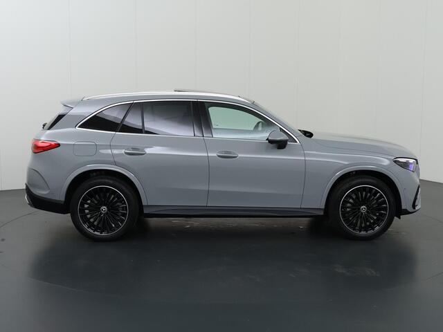 Mercedes-Benz GLC-KLASSE 300e 4MATIC Business Solution AMG | Premium Pakket | Trekhaak | Winterpakket | Panoramaschuifdak | Treeplanken |