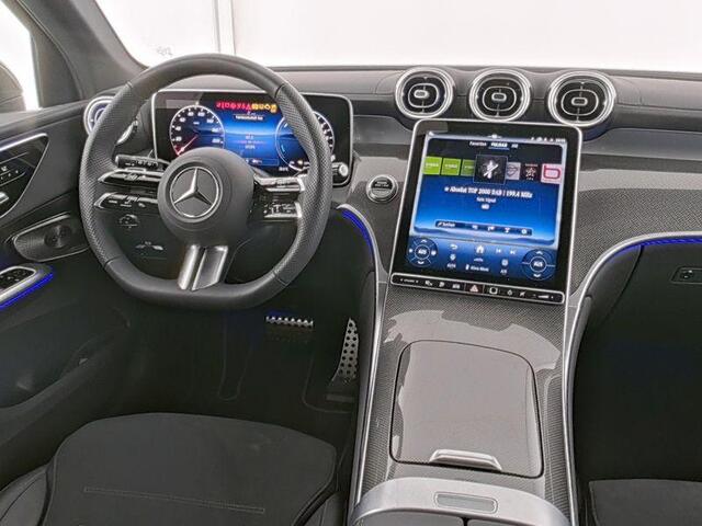 Mercedes-Benz GLC-KLASSE 300e 4MATIC AMG Line | Panoramadak | Trekhaak | Treeplanken | Digital LIGHT | Burmester 3D Sound