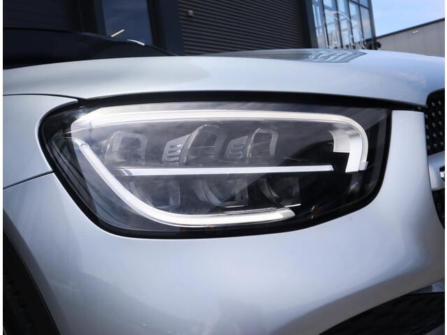Mercedes-Benz GLC-KLASSE 300e 4MATIC AMG Line | Pano | Trekhaak | Burmester | ACC | Apple Carplay/Android Auto