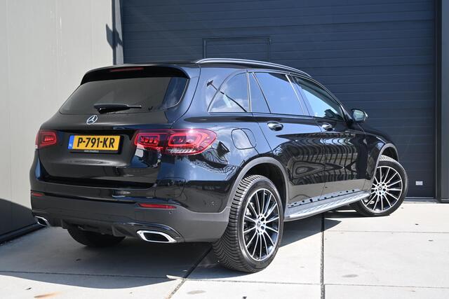Mercedes-Benz GLC-KLASSE 300e 4MATIC Business Solution AMG | TREKHAAK | SCHUIF/KANTELDAK | 360 CAMERA | STOELVERWARMING | MEMORY | NAVI | APPLECARPLAY/ANDROIDAUTO | ALL-SEASONBANDEN | PDC | LMV