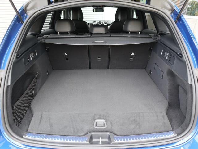 Mercedes-Benz GLC-KLASSE 300e 4MATIC AMG Line