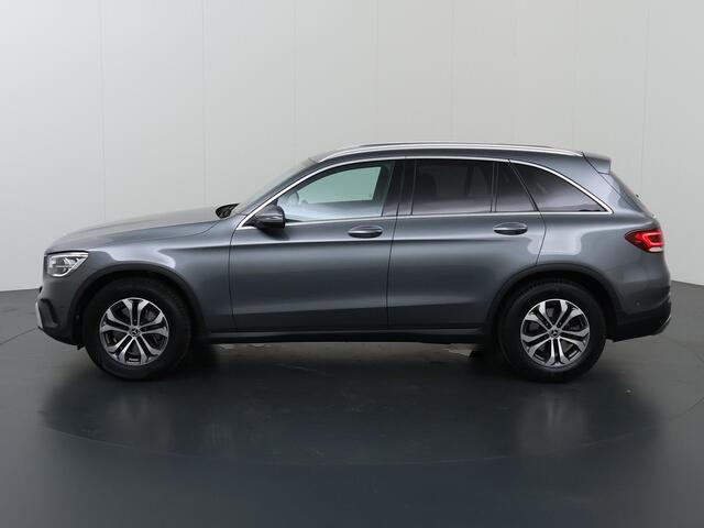 Mercedes-Benz GLC-KLASSE 200 Business Solution Limited | Getint glas | Trekhaak | Achteruitrijcamera | Stoelverwarming |