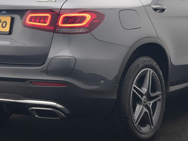Mercedes-Benz GLC-KLASSE 300e 4MATIC Business Solution AMG PHEV 313pk Dealer O.H. | Trekhaak Afn. | Adaptive Cruise | Head Up | 360 Camera | Multi Beam LED | Lederen Sportstoelen Memory & Massage | Sfeerverlichting | Stoelverwarming | Apple Carplay | Blis | Navigatie | DAB | Plug