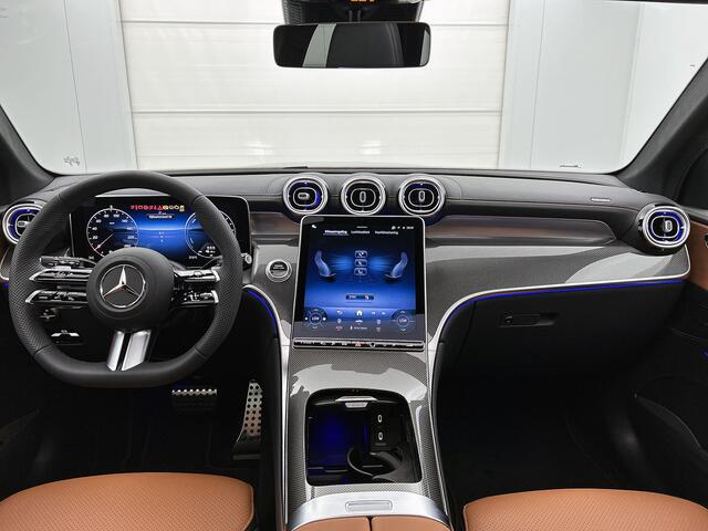 Mercedes-Benz GLC-KLASSE 300e 4MATIC Business Solution AMG | Advanced plus | Nightpakket | Parkeerpakket met achteruitcamera | Trekhaak | Middenconsole metaalstructuur | Panoramaschuifdak | 20 inch vijfspaaks lichtmetalen AMG-velgen | Warmtewerend, donkergetint glas |
