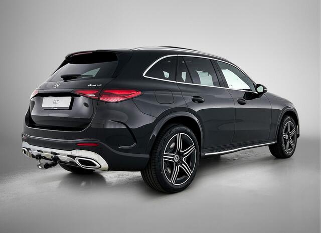 Mercedes-Benz GLC-KLASSE 300e 4MATIC Business Solution AMG | Advanced plus | Trekhaak | Panoramaschuifdak | Treeplanken in aluminiumlook | Middenconsole metaalstructuur | 20 inch vijfspaaks lichtmetalen AMG-velgen |