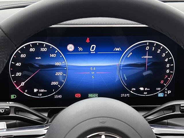 Mercedes-Benz GLC-KLASSE 300e 4MATIC Business Solution AMG | Advanced plus | Trekhaak | Panoramaschuifdak | Treeplanken in aluminiumlook | Middenconsole metaalstructuur | 20 inch vijfspaaks lichtmetalen AMG-velgen |