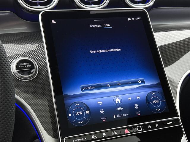 Mercedes-Benz GLC-KLASSE 300e 4MATIC Business Solution AMG | Premium pakket | Winterpakket | Nightpakket | Rijassistentiepakket Plus | Trekhaak | Treeplanken in aluminiumlook | Burmester® 3D surround sound systeem | Panoramaschuifdak | 360° camera | 19" vijfspaaks lichtmetalen AM