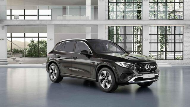 Mercedes-Benz GLC-KLASSE 300e 4MATIC Luxury Line | Panoramadak | Trekhaak | Getint glas | Stoelverwarming |