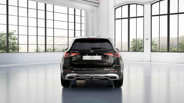Mercedes-Benz GLC-KLASSE 300e 4MATIC Luxury Line | Panoramadak | Trekhaak | Getint glas | Stoelverwarming |