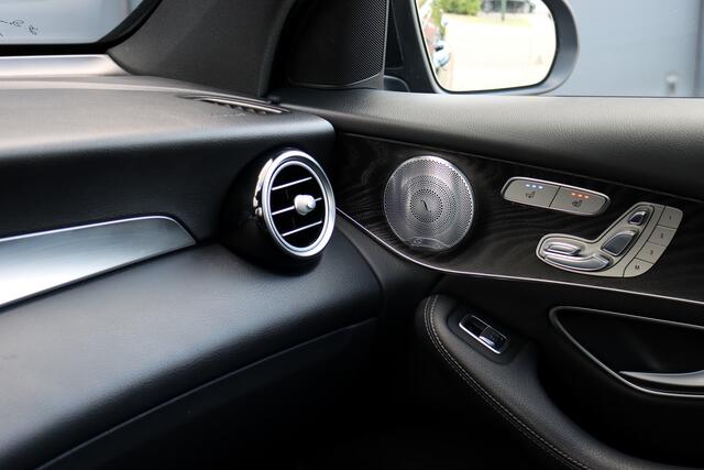 Mercedes-Benz GLC-KLASSE 350e 4MATIC AMG Line | Luchtvering | Memory | Burmester | Distronic+ | Leder | Stoelventilatie | Panoramadak | HUD | Surround Camera | Dodehoekassistent |