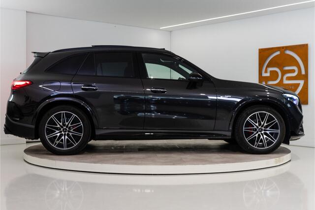 Mercedes-Benz GLC-KLASSE AMG 63 S E Performance Night Edition 680PK | Pano | Burmester | HUD | Keyless | VOL! Fabrieksgarantie