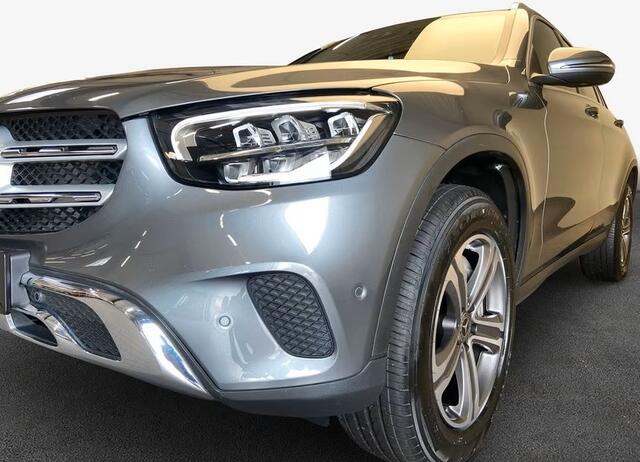 Mercedes-Benz GLC-KLASSE 300de 4MATIC Diesel Hybride LED Trekhaak Camera Stoelverwarming AMG Line Interieur