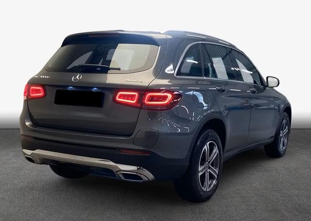 Mercedes-Benz GLC-KLASSE 300de 4MATIC Diesel Hybride LED Trekhaak Camera Stoelverwarming AMG Line Interieur