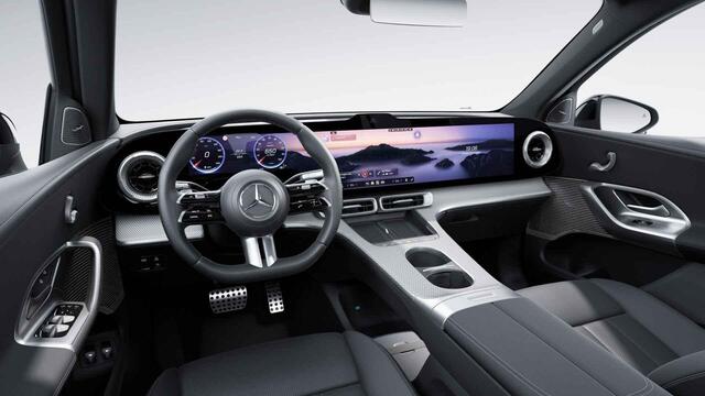 Mercedes-Benz GLC-KLASSE 400 4MATIC Launch Edition 94 kWh | Trekhaak | Hyperscreen | Parkeerpakket | Premium Pakket | Night | Burmester |