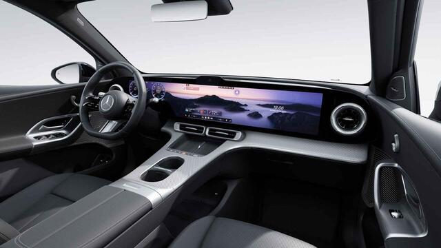 Mercedes-Benz GLC-KLASSE 400 4MATIC Launch Edition 94 kWh | Trekhaak | Hyperscreen | Parkeerpakket | Premium Pakket | Night | Burmester |