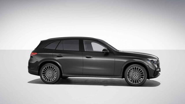 Mercedes-Benz GLC-KLASSE 300e 4MATIC Business Solution AMG | Premium pakket | Panoramaschuifdak | Trekhaak | Night Pakket | Treeplanken | Winterpakket |
