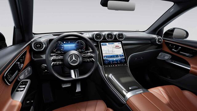 Mercedes-Benz GLC-KLASSE 300e 4MATIC Business Solution AMG | Premium Plus | Nappa Leder | Burmester | Trekhaak | Treeplanken | Stoelventilatie | Winterpakket | Head-Up |