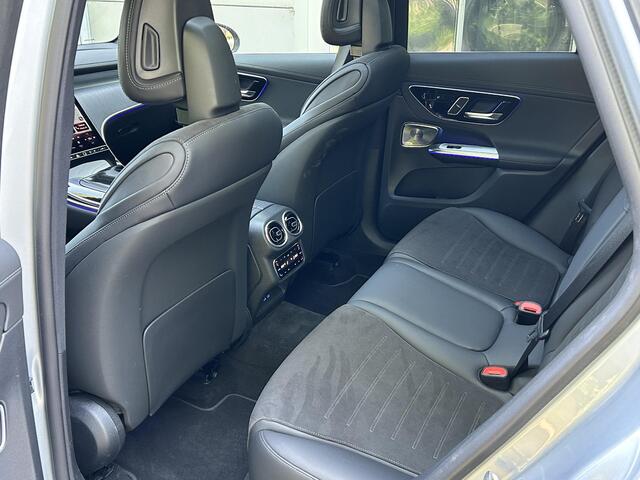 Mercedes-Benz GLC-KLASSE 300e 4MATIC AMG Line | Panoramadak | RijAssistentie PLUS | Burmester 3D Sound | Trekhaa
