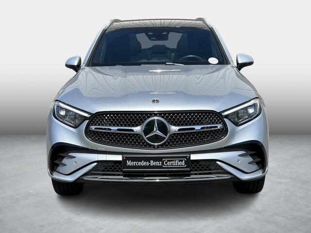 Mercedes-Benz GLC-KLASSE 300e 4MATIC AMG Line | Panoramadak | RijAssistentie PLUS | Burmester 3D Sound | Trekhaa