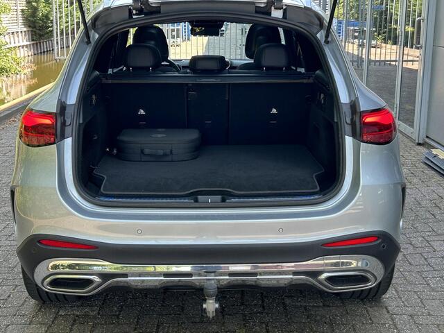 Mercedes-Benz GLC-KLASSE 300e 4MATIC AMG Line | Panoramadak | RijAssistentie PLUS | Burmester 3D Sound | Trekhaa
