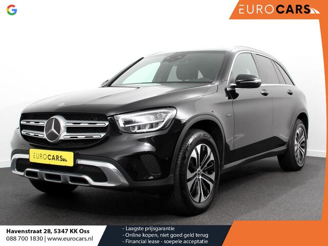 Mercedes-Benz GLC-KLASSE 300e 4MATIC PHEV Exclusive Navigatie Climate Control Leder(look) Camera Trekhaak Adaptive Cruise Control Dab
