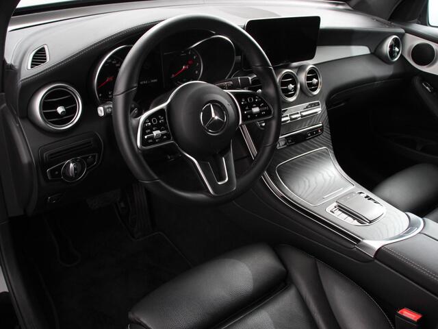 Mercedes-Benz GLC-KLASSE 300e 4MATIC PHEV Exclusive Navigatie Climate Control Leder(look) Camera Trekhaak Adaptive Cruise Control Dab
