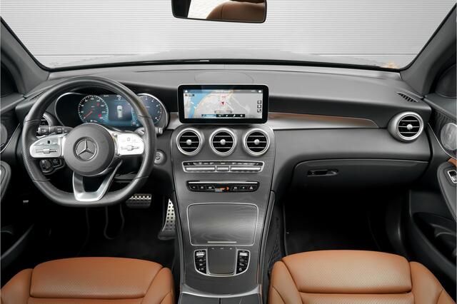 Mercedes-Benz GLC-KLASSE 200 Premium+ AMG Pano Night Burmester Trekhaak Widescreen