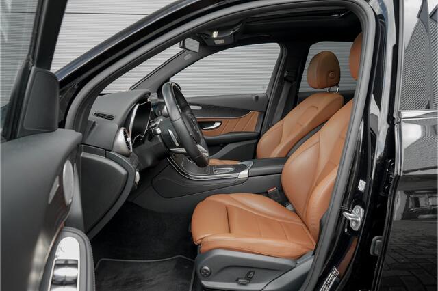 Mercedes-Benz GLC-KLASSE 200 Premium+ AMG Pano Night Burmester Trekhaak Widescreen