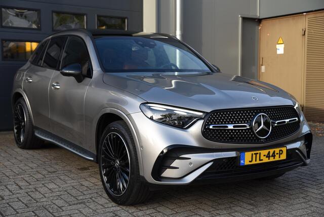 Mercedes-Benz GLC-KLASSE 300e 4MATIC AMG Line Trekhaak PANO Airmatic